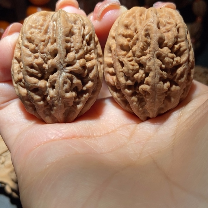 把件文玩核桃东北楸子小雪10