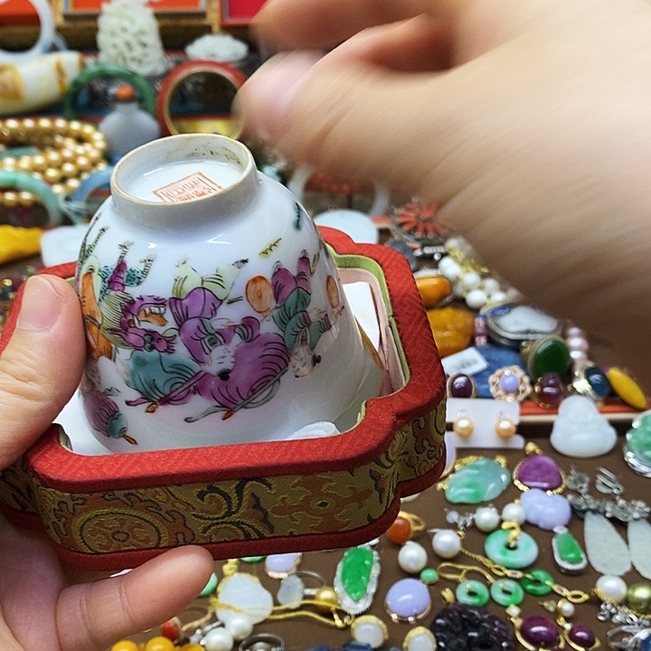 月***亮青花彩绘小主人杯