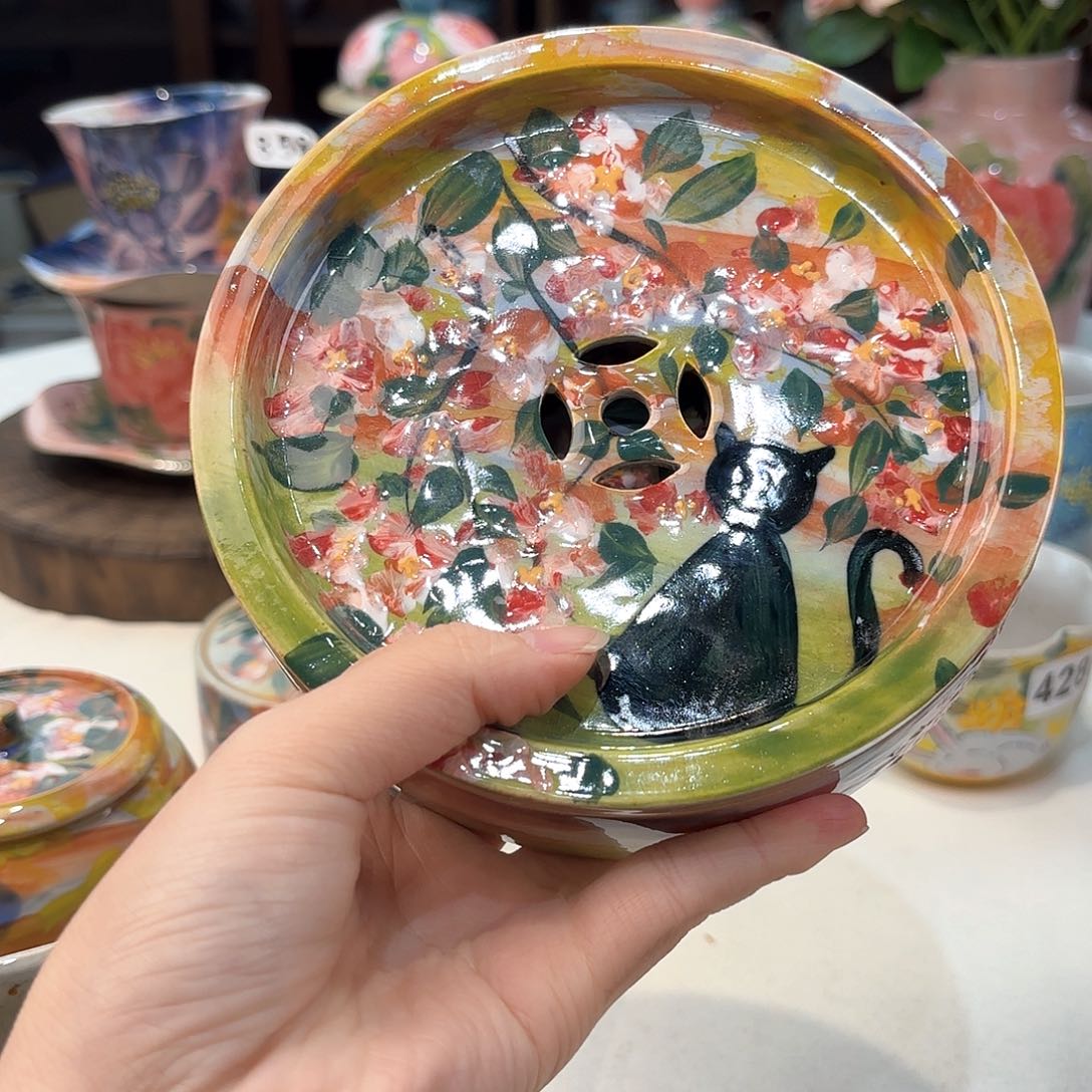 瓷片兔兔的小可爱太可爱啦