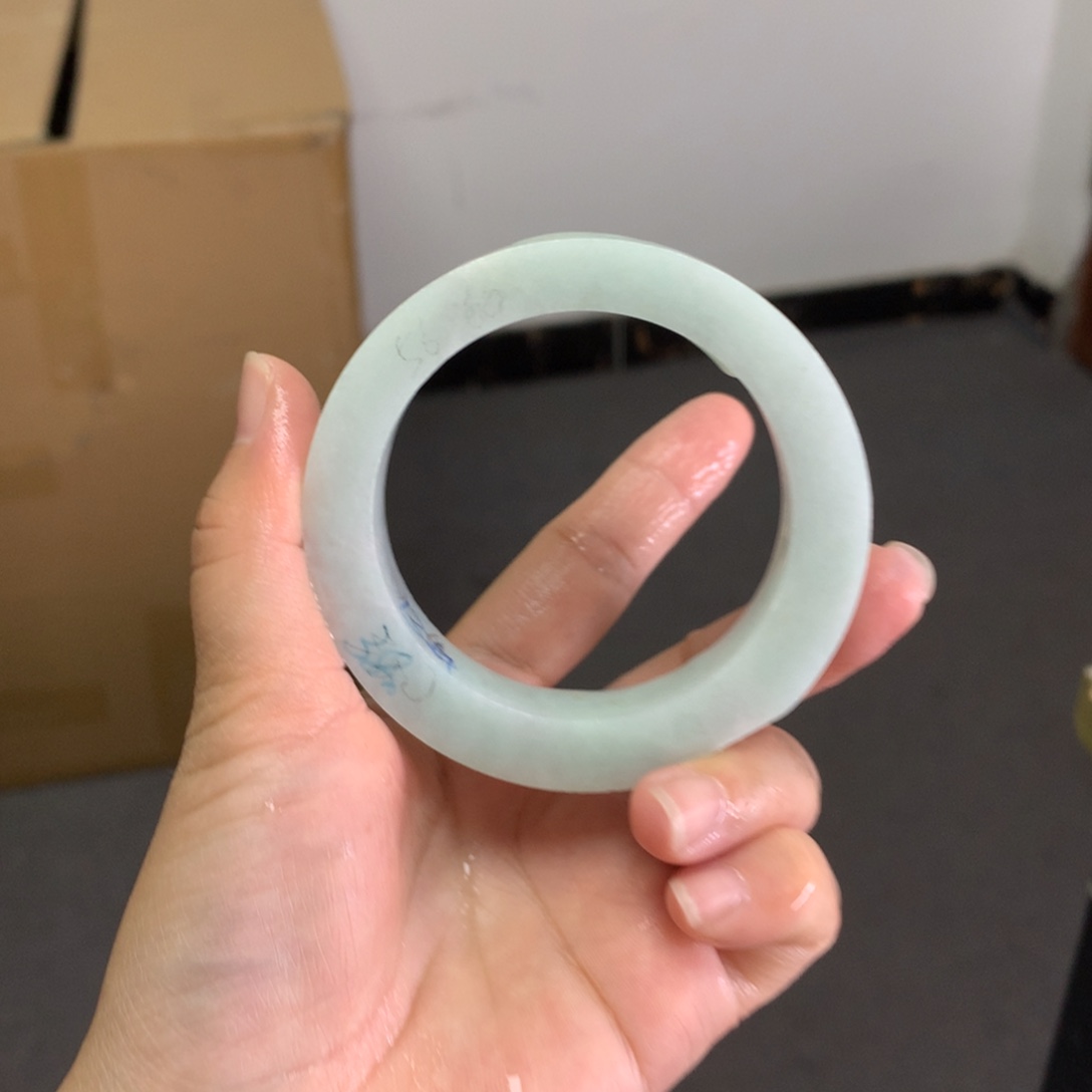【闪购商品】定制翡翠手镯未镶嵌