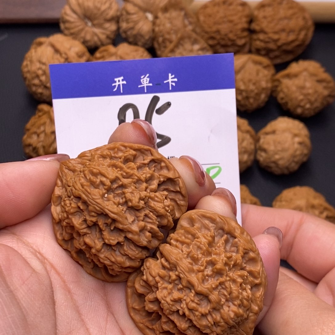 桃核吊坠满天星44无刀痕s