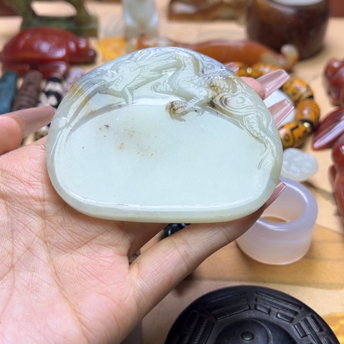 【闪购商品】蛇纹石玉颈饰未镶嵌