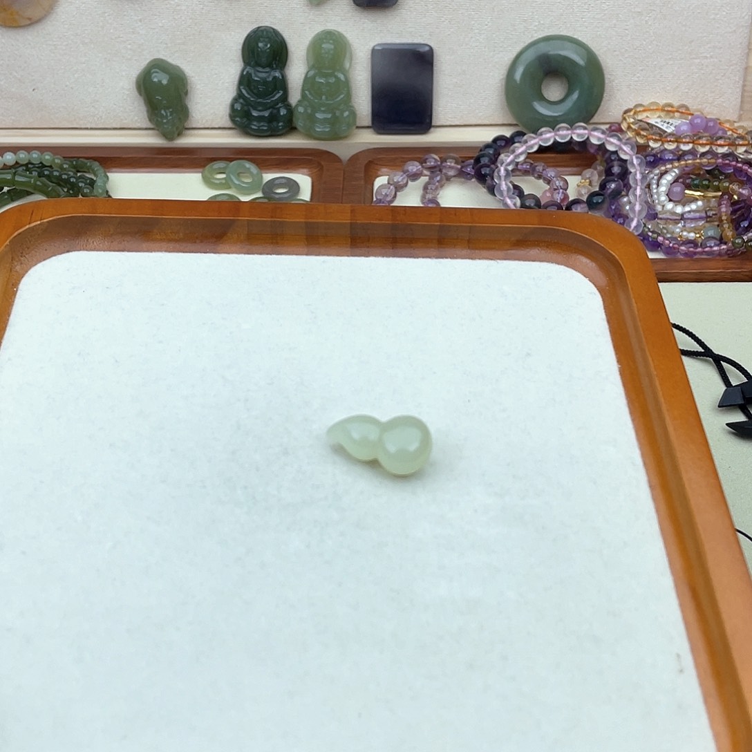 和田玉吊坠(不含链)未镶嵌