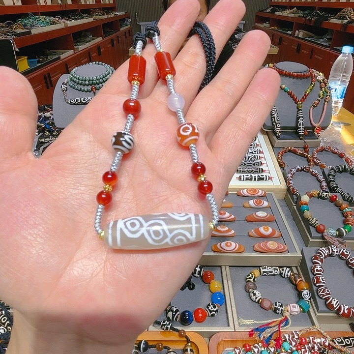 未镶嵌玛瑙/玉髓珠宝奇石