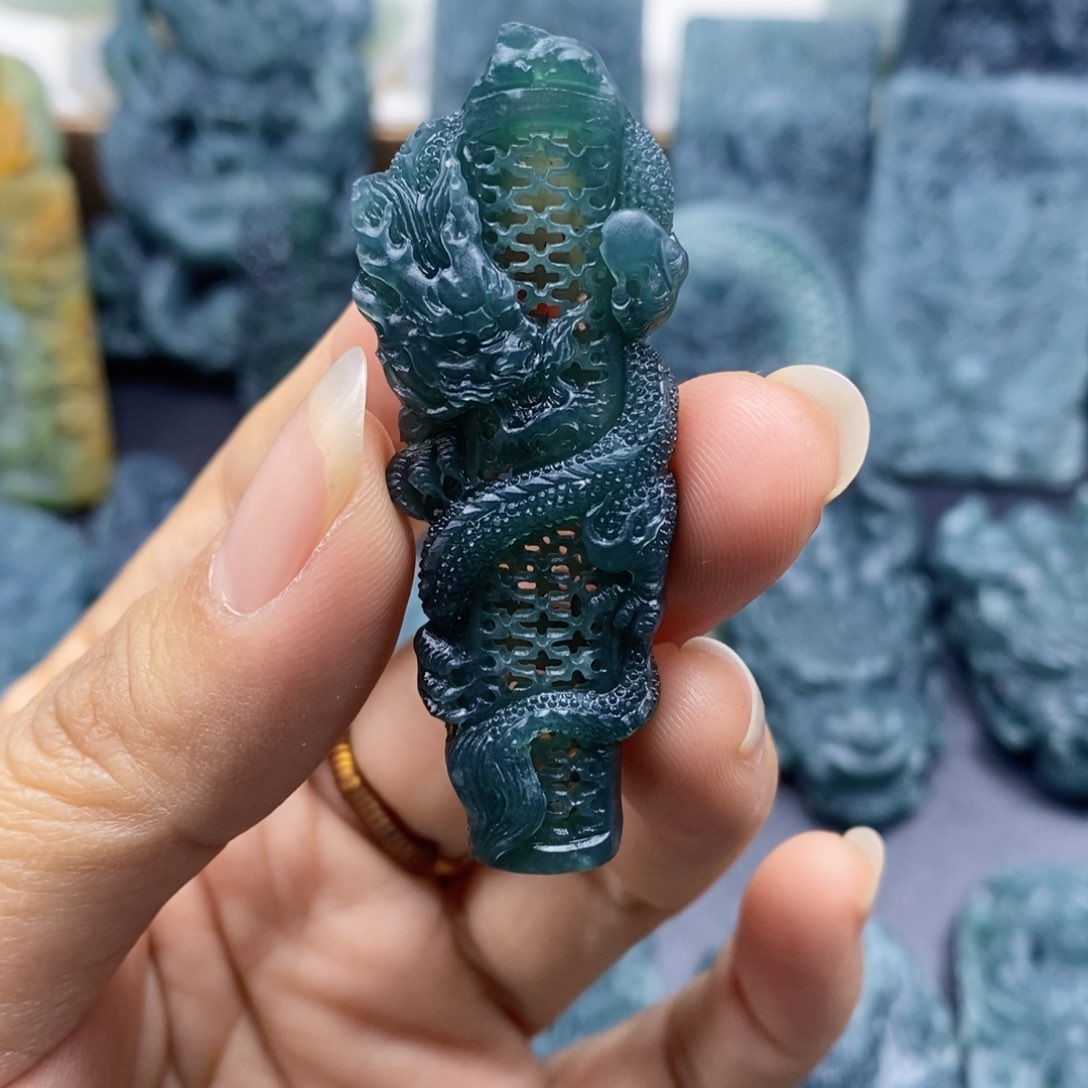 未镶嵌定制翡翠翡翠