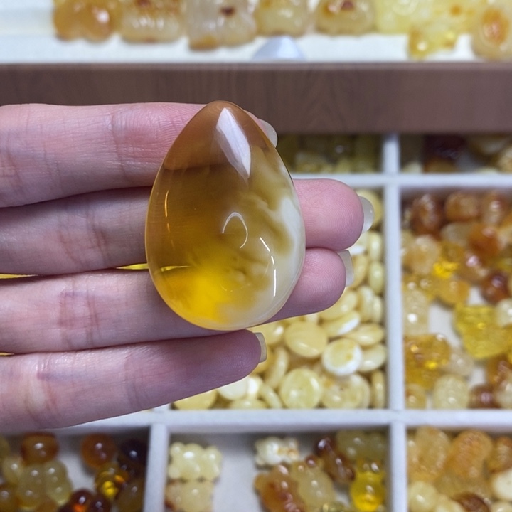 琥珀未镶嵌裸石水滴