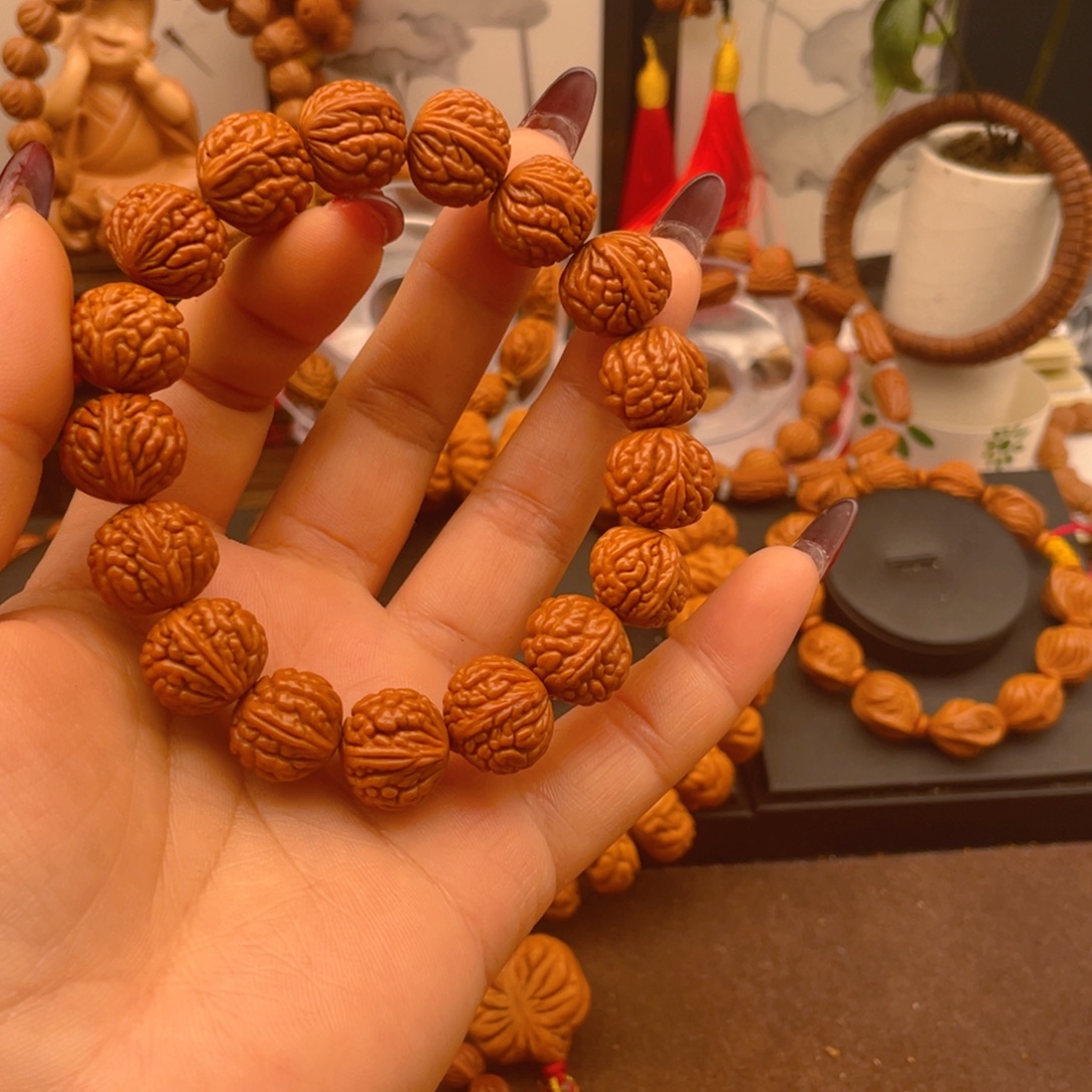 手串桃核野生红魔荔枝15