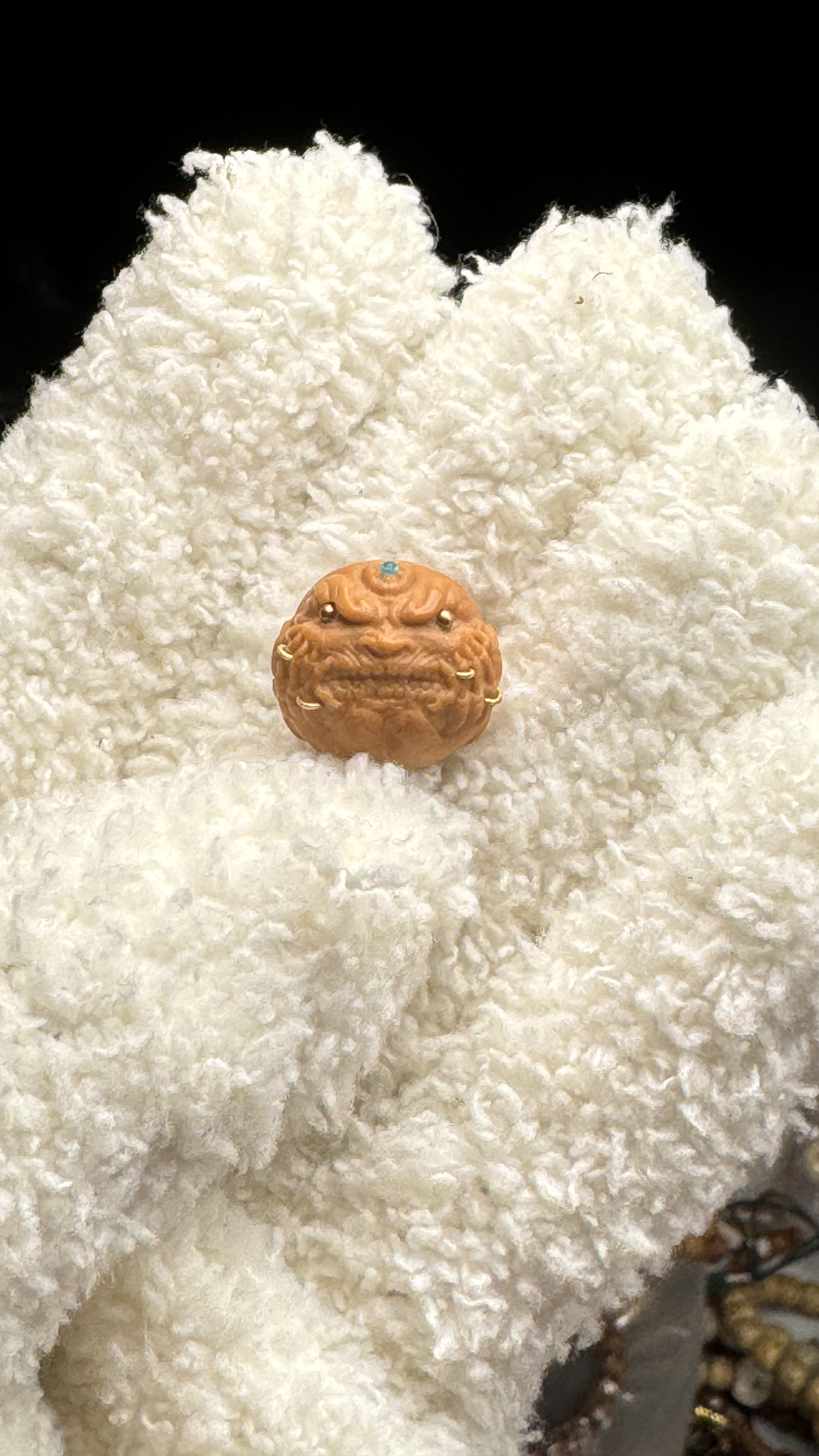 旺月文玩雕刻猴头单籽百搭款