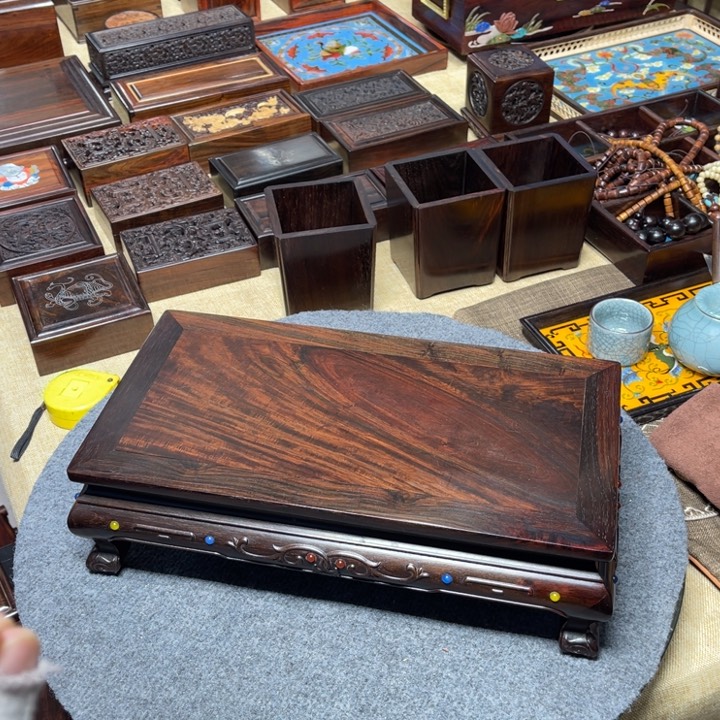 紫檀木类成套家具