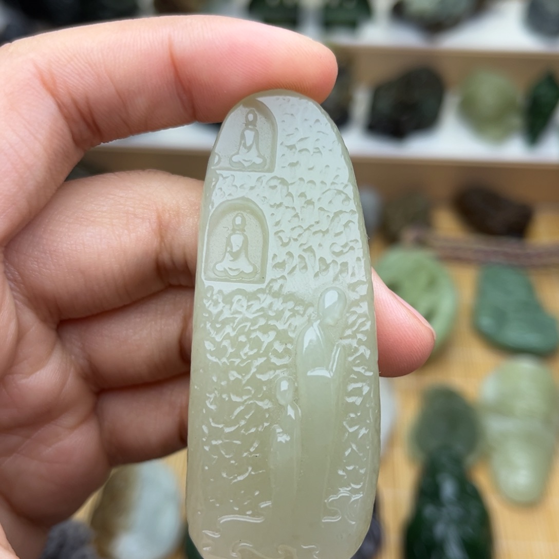 和田玉颈饰未镶嵌