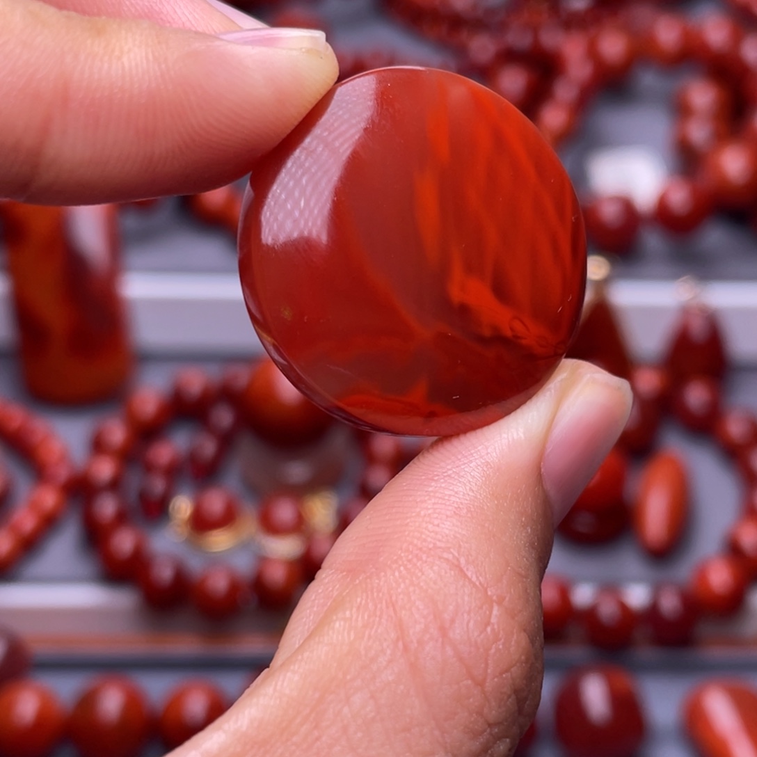 南红玛瑙未镶嵌其他天然原矿）27✖️7.8mm瓦西柿子锦圆牌吊坠