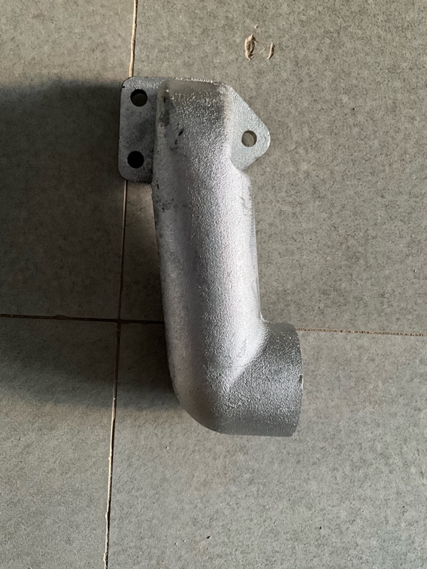 1125/1130拖拉机消声器弯管