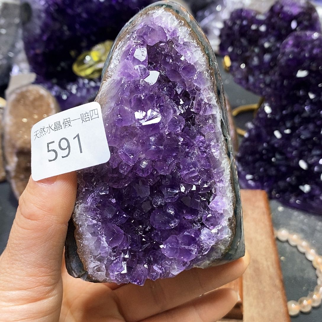 水晶大型摆件（非配饰）未镶嵌