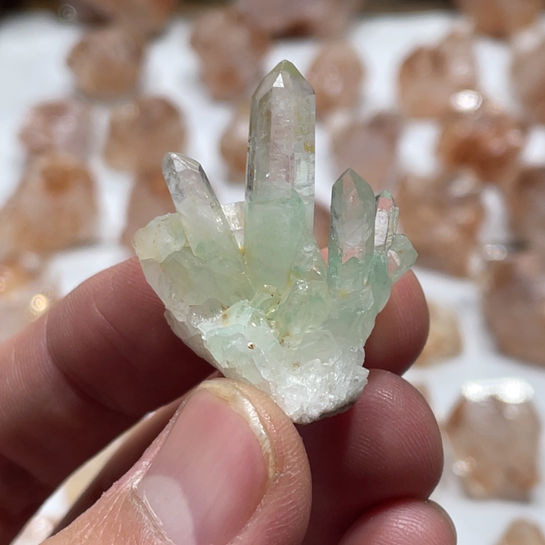 水晶、水晶、水晶未镶嵌水晶