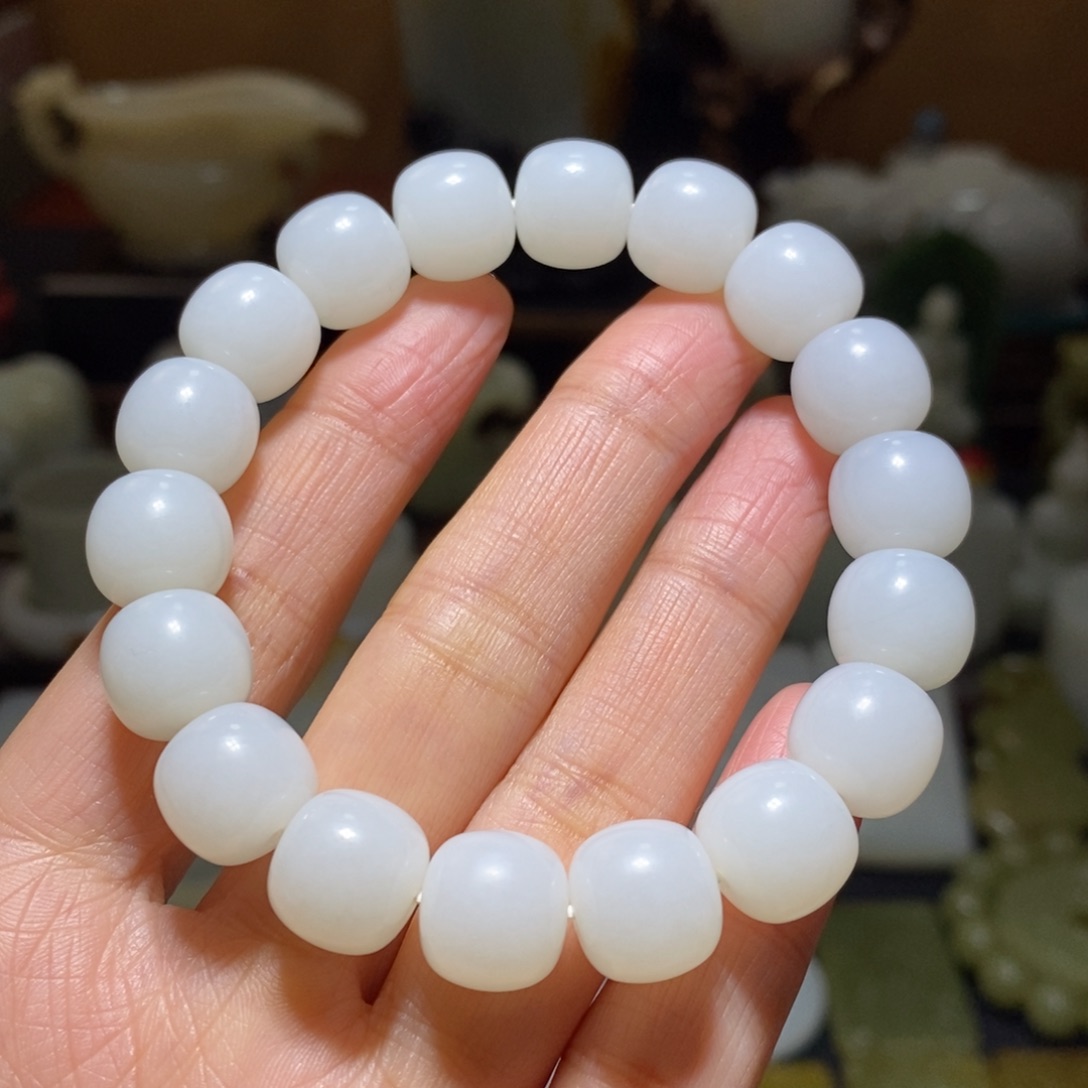 和田玉挂件未镶嵌石*啊