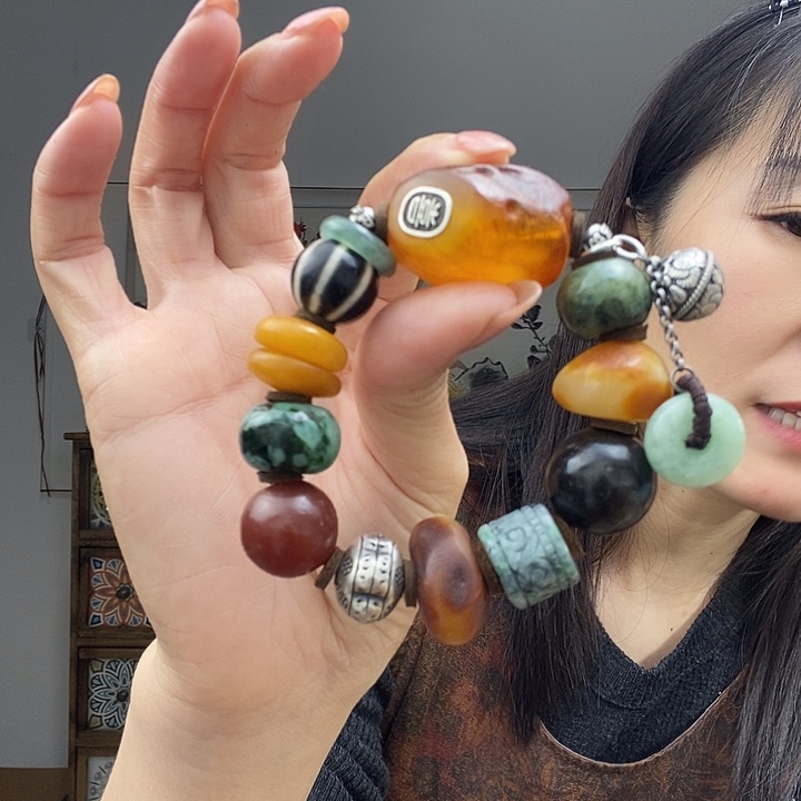蜜蜡手串未镶嵌手串