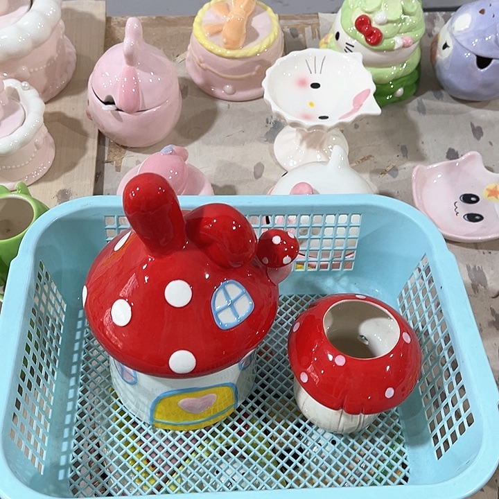 紫砂茶案这么多晚还不睡