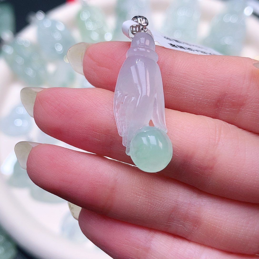 颈饰18K金镶嵌翡翠31-10.5-6