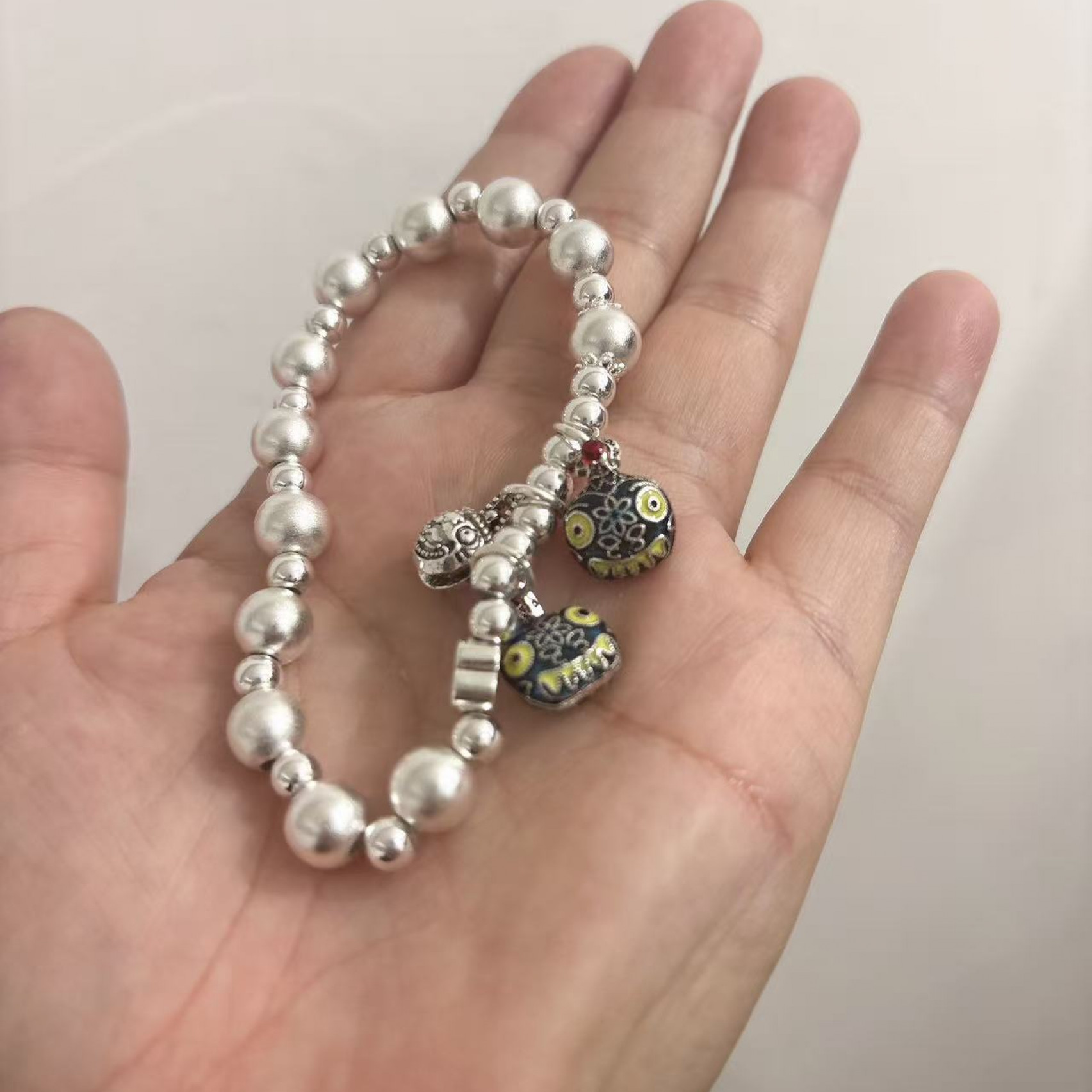 YZ039满眼吞金兽手链 精品银饰品手串  无礼盒