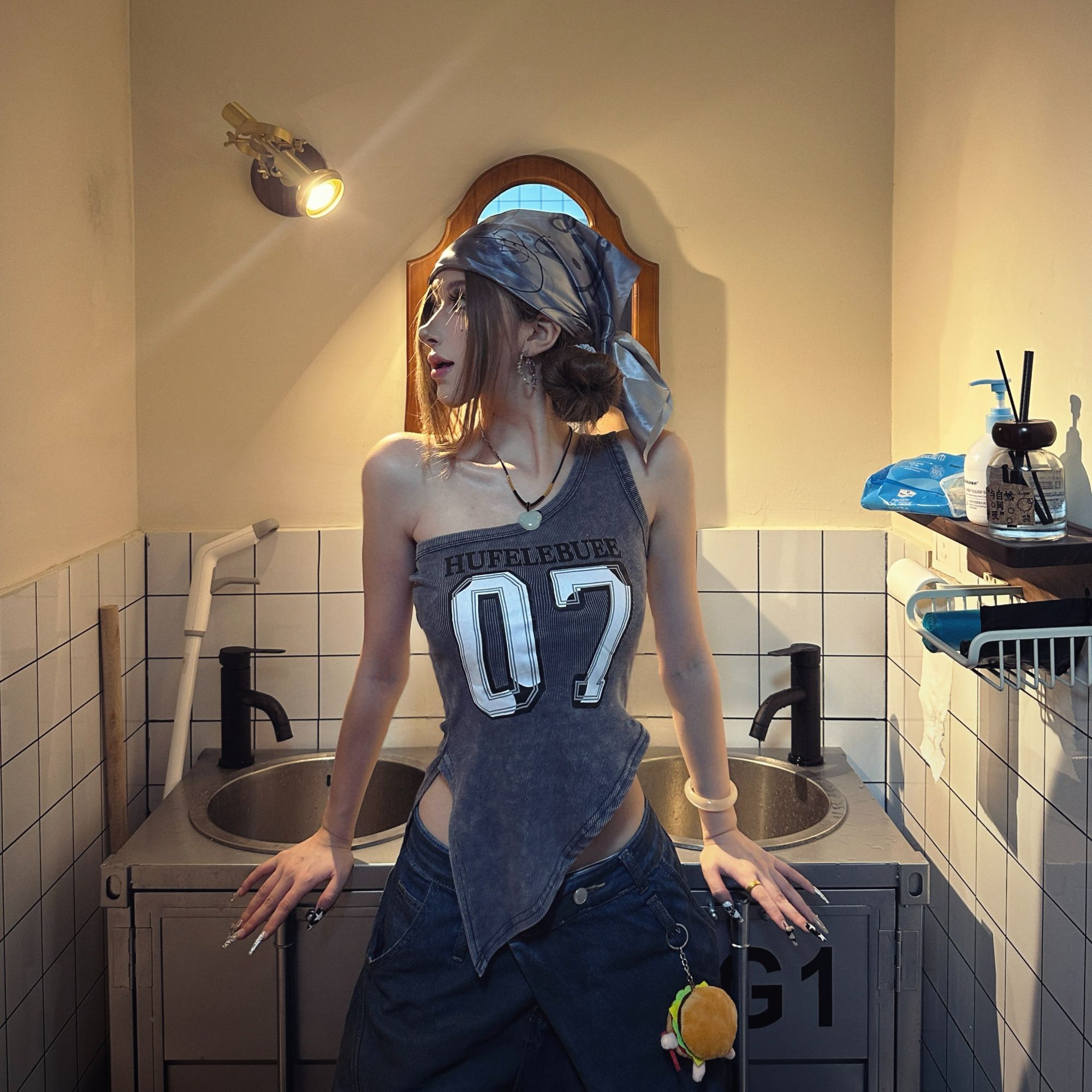 【Aureate Muse】“07”美式辣妹斜肩不规则印花吊带夏背心女弹力修身