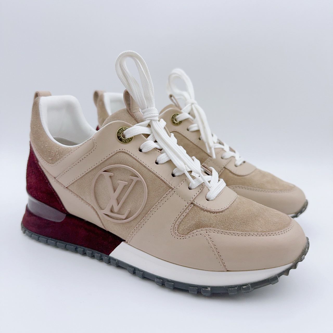 95新 LouisVuitton/路易威登 35码/经典奶茶色runaway休闲鞋/