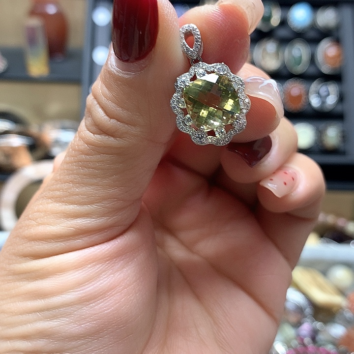 水晶水晶吊坠银S925镶嵌