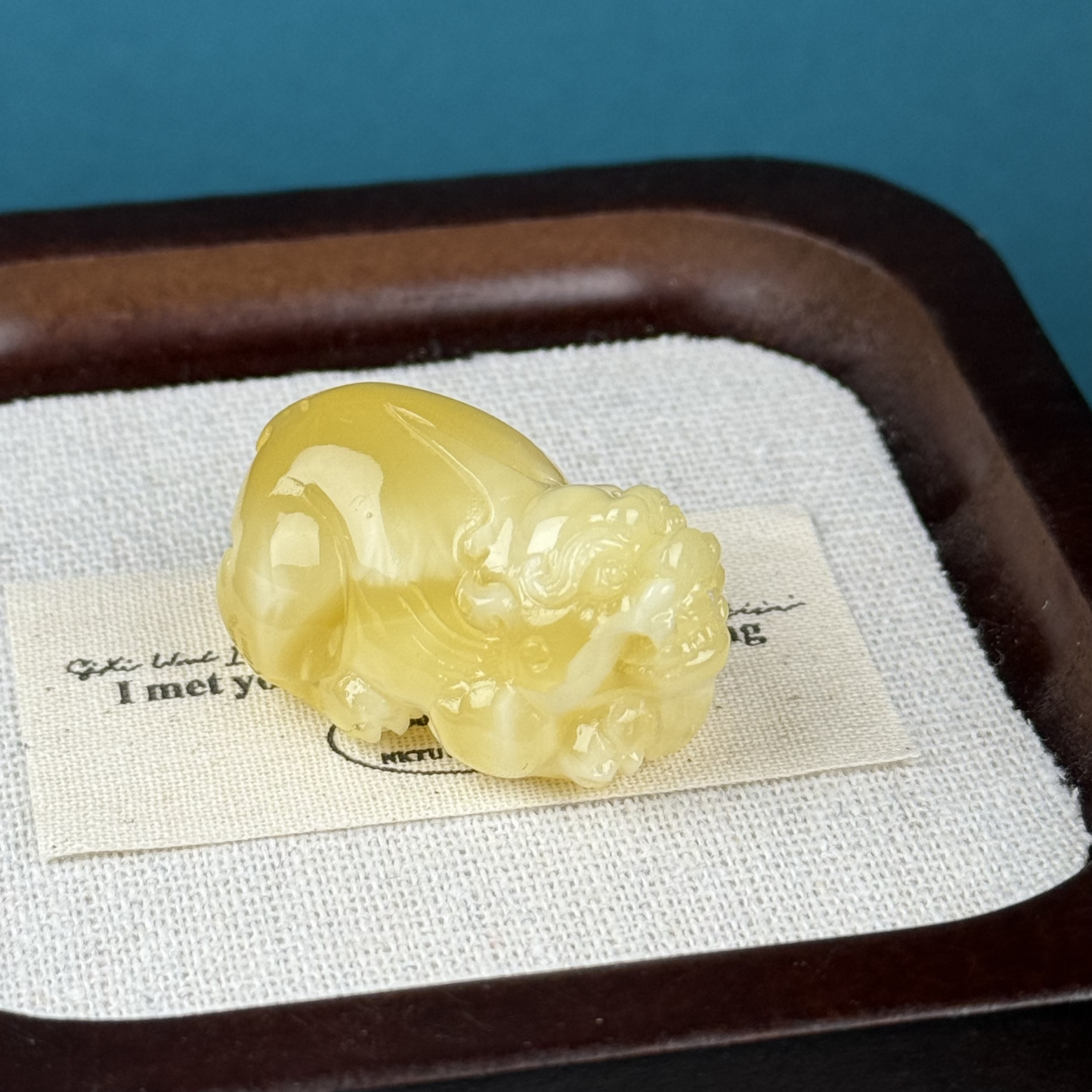 Y7110天然原矿蜜蜡 雕刻貔貅 24*37*19mm支持复检假一罚十