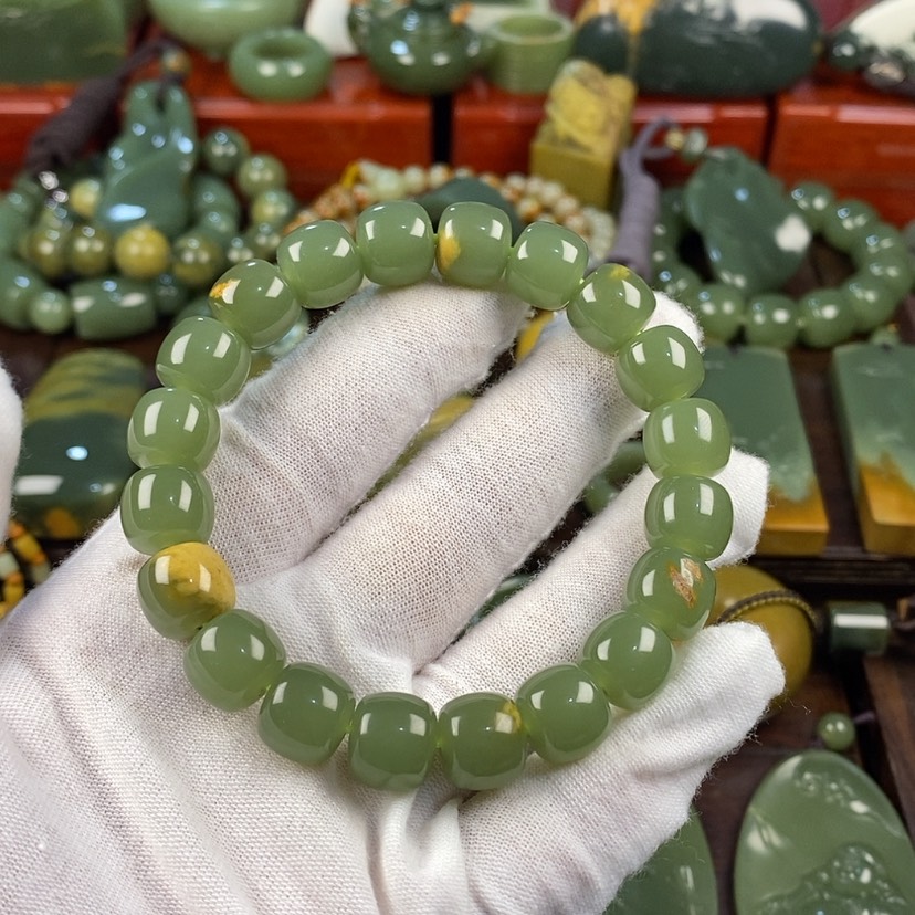 【闪购商品】岫岩河磨玉（透闪石质玉）手链未镶嵌