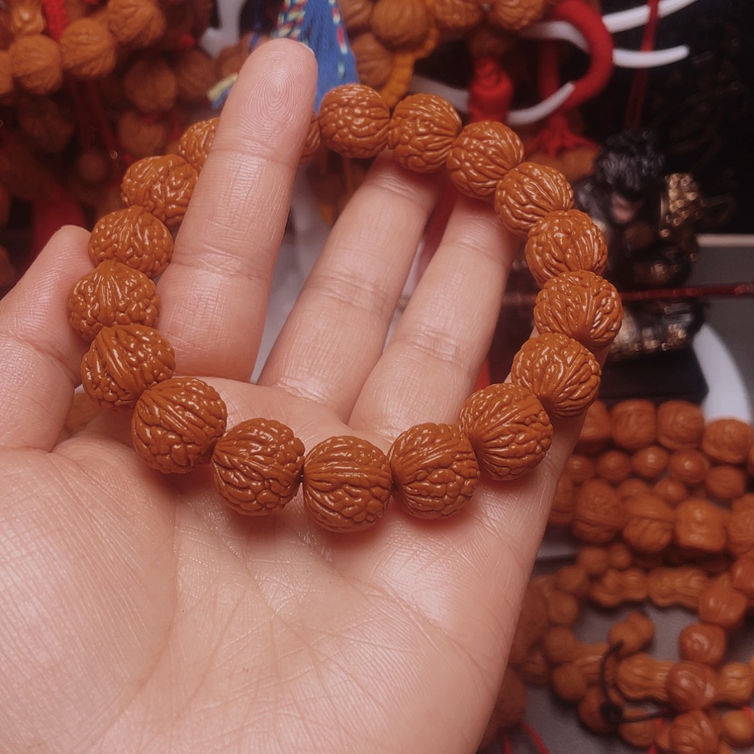 桃核吊坠龙纹桃枭