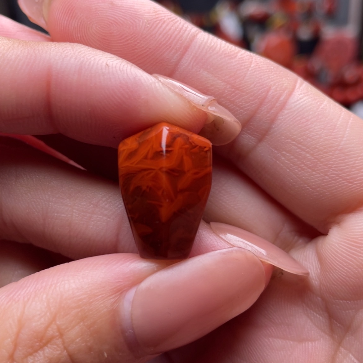 【闪购商品】南红玛瑙三通未镶嵌岸