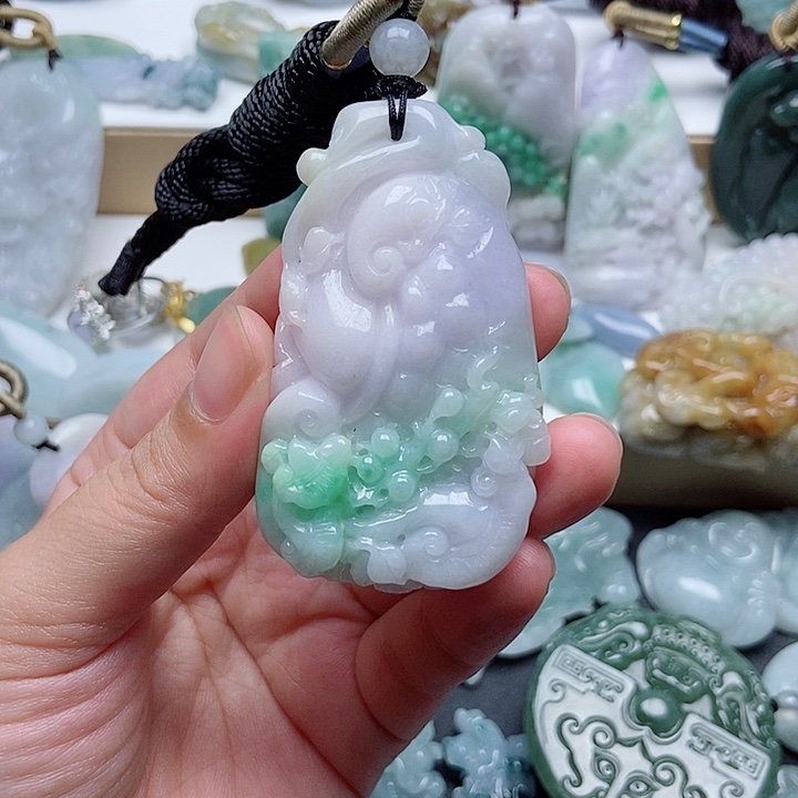 差***哥翡翠未镶嵌颈饰翡翠