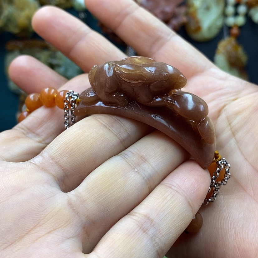 【闪购商品】蛇纹石玉手牌未镶嵌