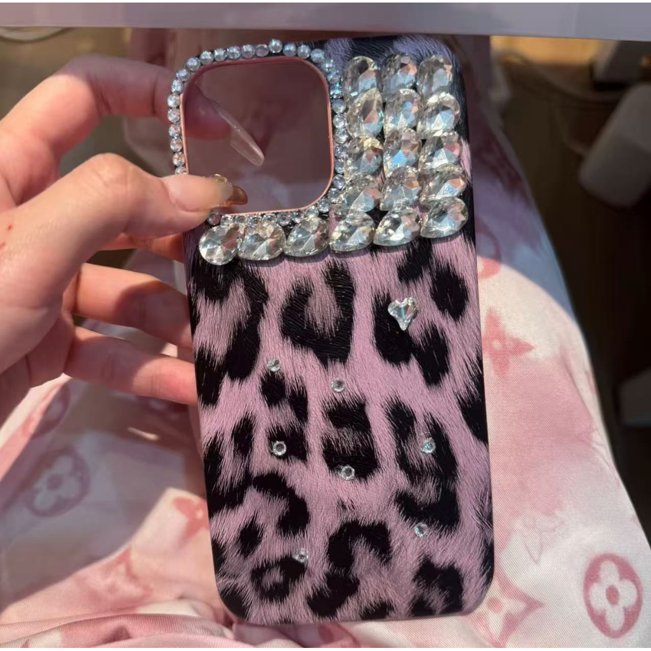 轻奢辣妹豹纹堆堆钻适用于苹果iPhone17promax手机壳16pr高级感13