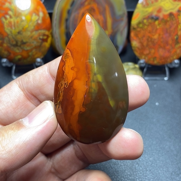 玛瑙/玉髓颈饰未镶嵌