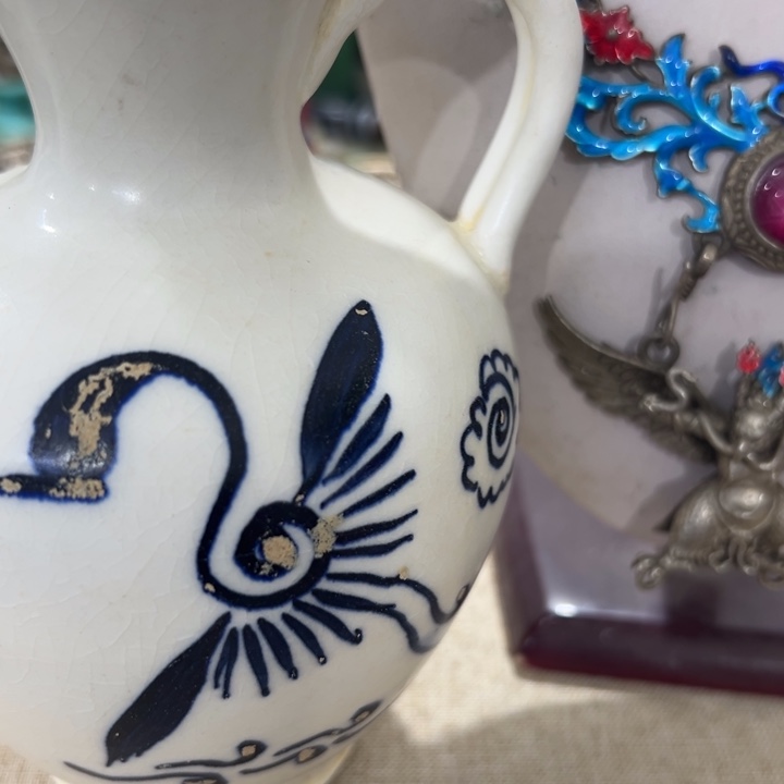 飞***凡瓷片喜欢你就好好珍惜身边那些对自己说