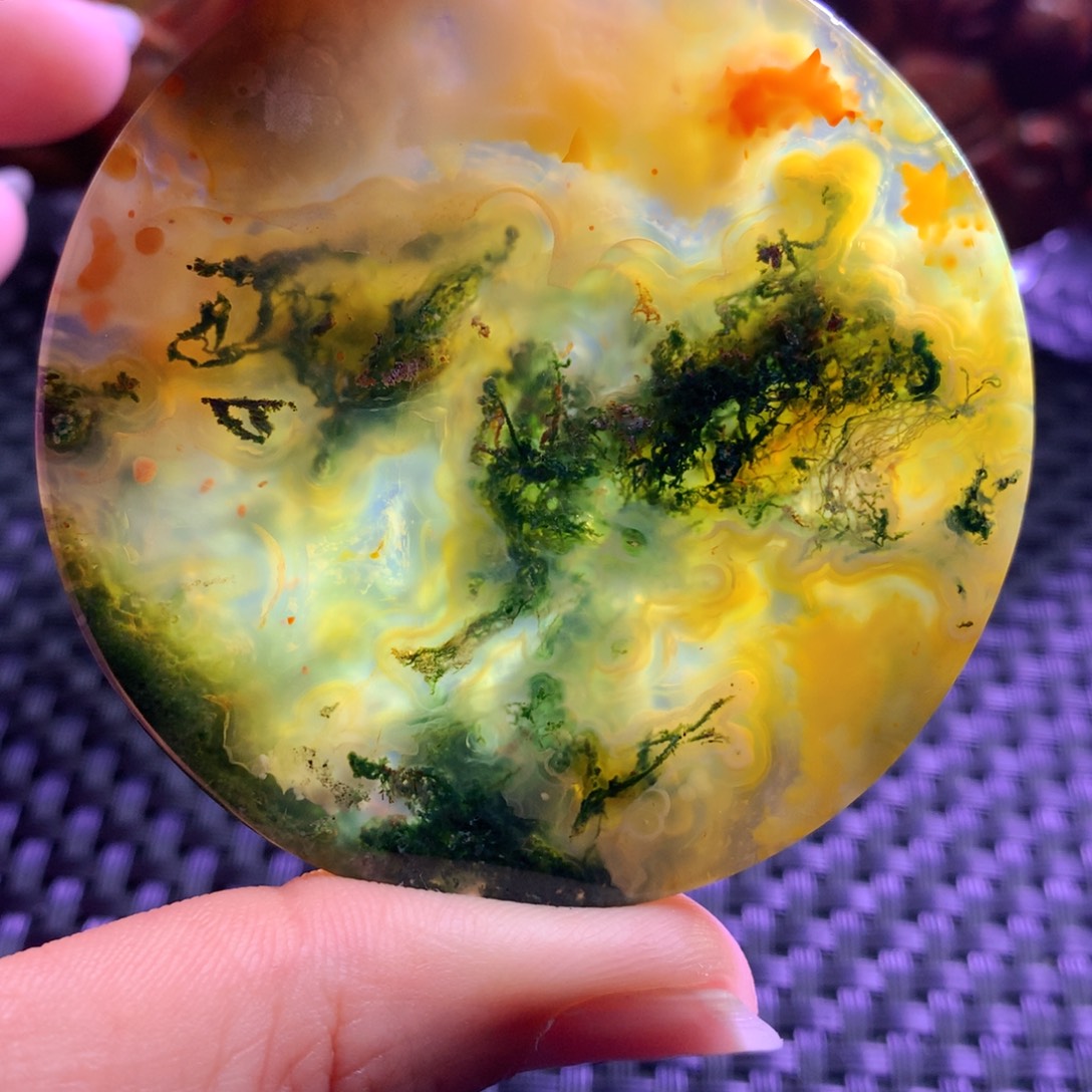 鸿***刘玛瑙/玉髓合金颈饰