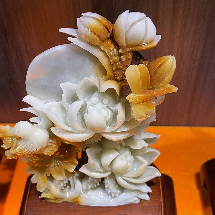 蛇纹石玉（覆膜）珠宝奇石合金