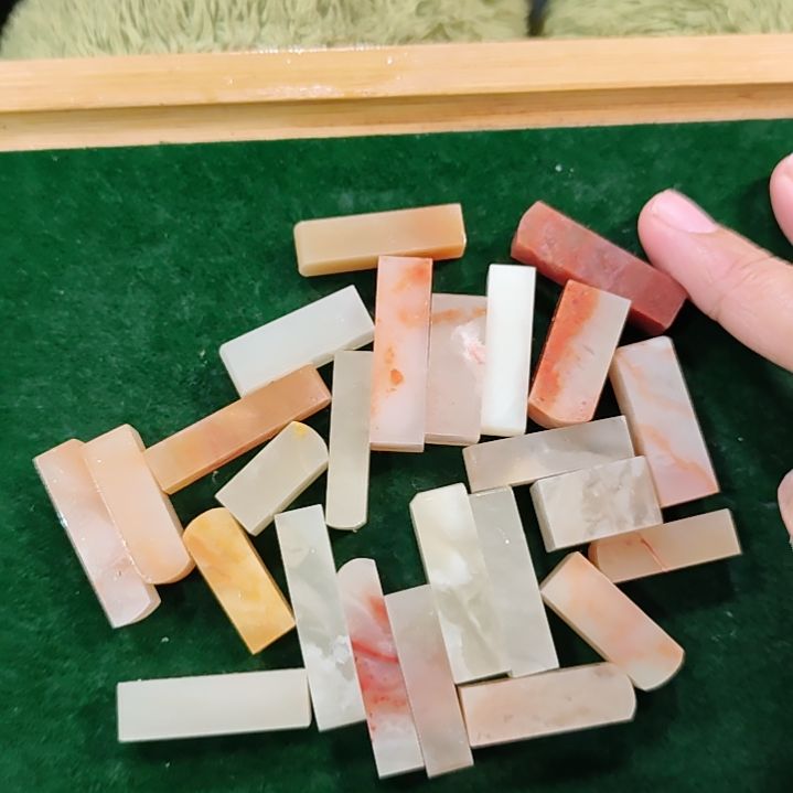 老挝石8283868668860660