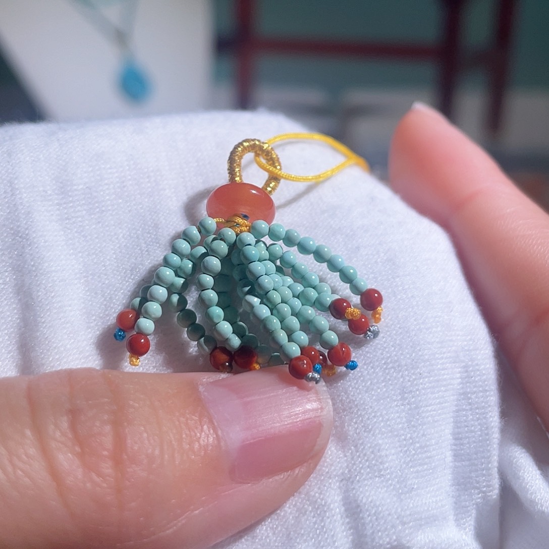 绿松石配饰未镶嵌