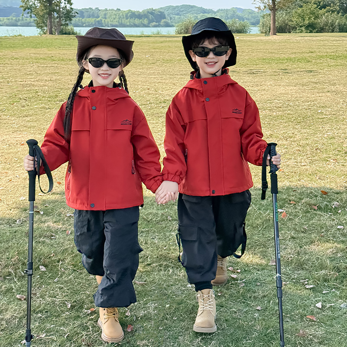 儿童户外冲锋衣春秋冬装2025新款男女通可拆卸三合一外套连帽风衣