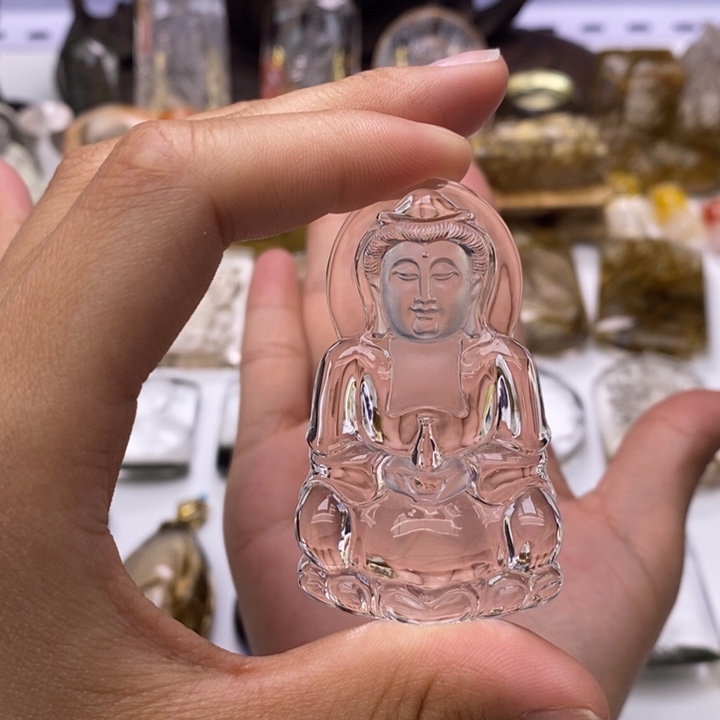 未镶嵌颈饰水晶德**下