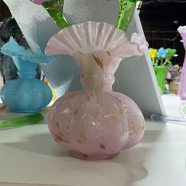 花瓶高19厘米口径2厘米