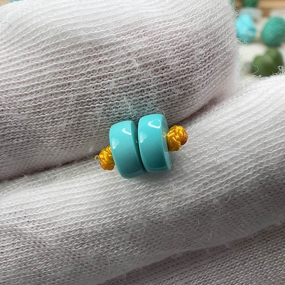 绿松石配饰未镶嵌