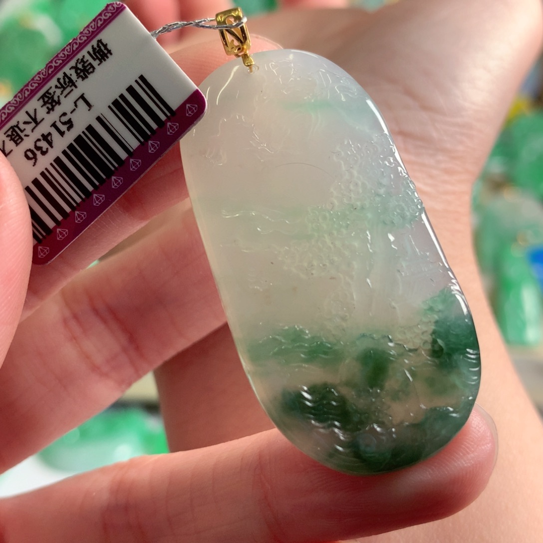 翡翠吊坠(不含链)18K金镶嵌