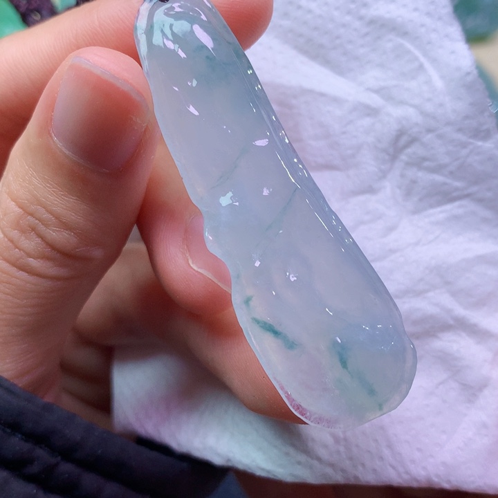 翡翠未镶嵌吊坠(不含链) 8022