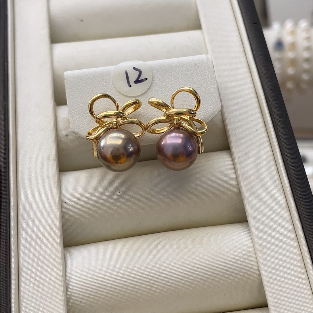 淡水珍珠银S925镶嵌耳饰