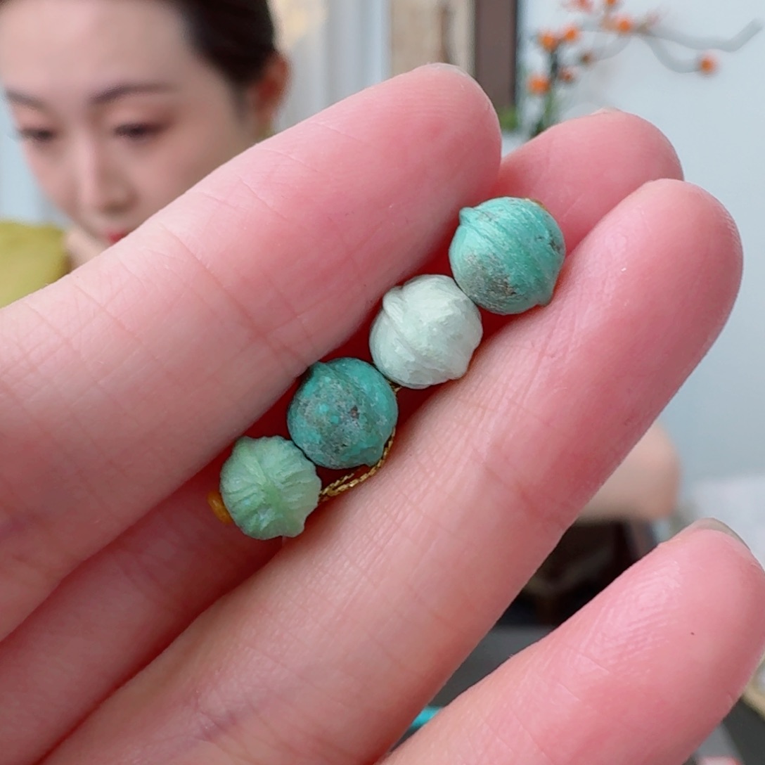 未镶嵌绿松石珠宝奇石