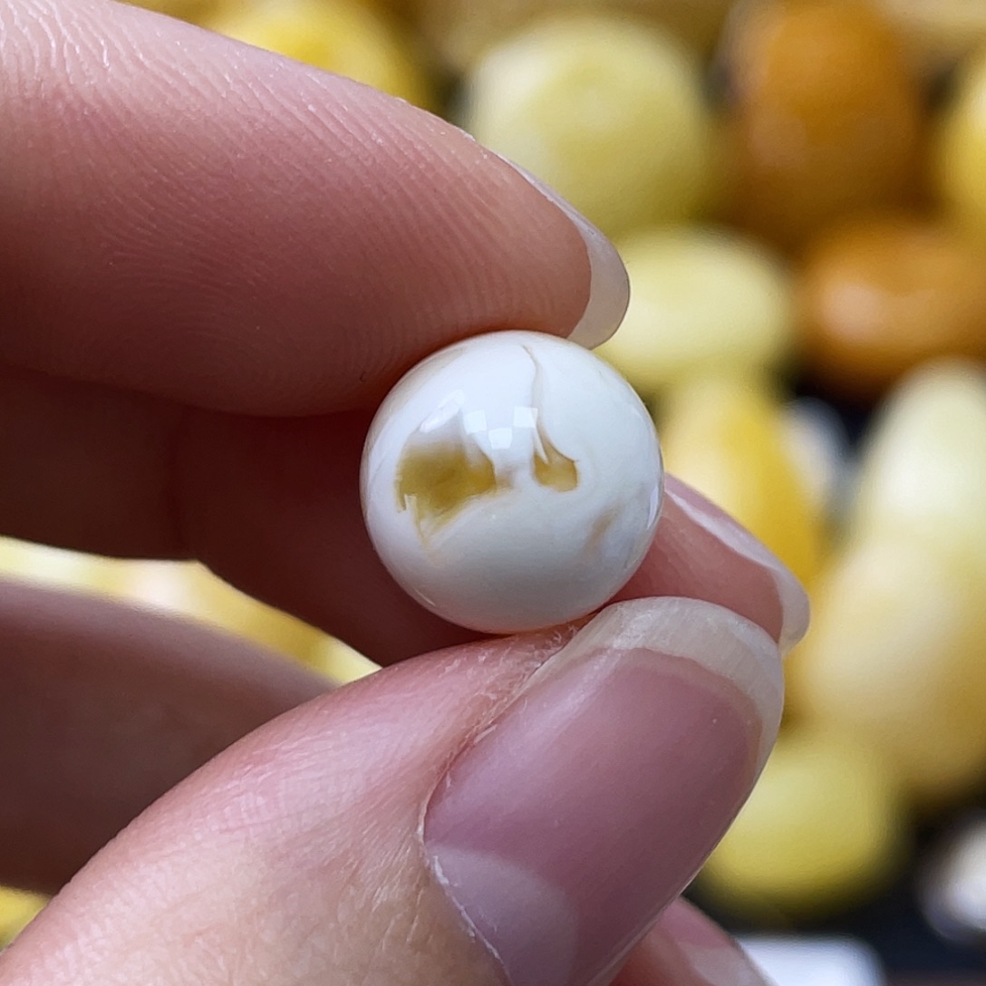 蜜蜡未镶嵌珠宝奇石10.9mm金瓷白浓蜡妖花