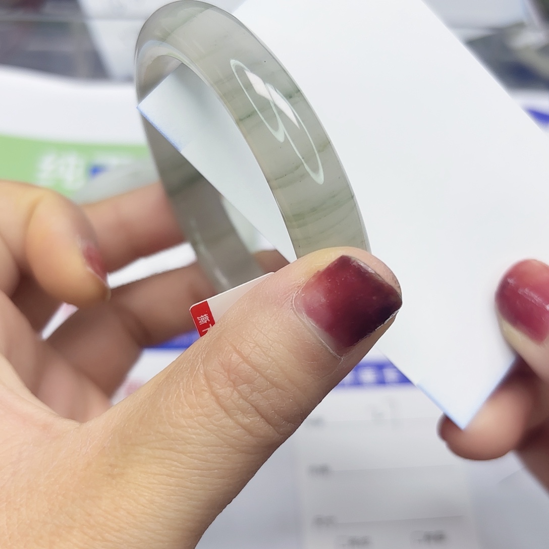 石英质玉未镶嵌手镯27/5857