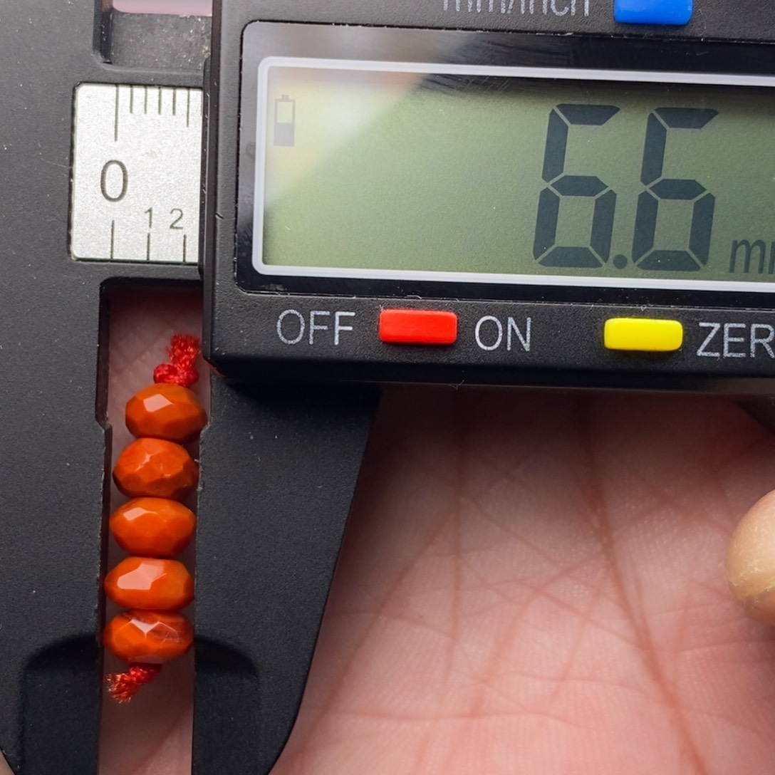 南红玛瑙配饰未镶嵌有瑕疵特惠